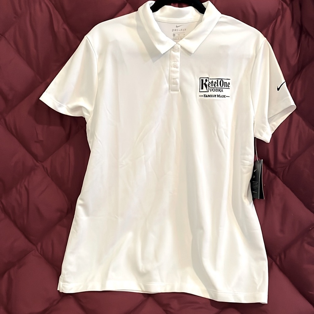 NWT Nike Women’s Dri-Fit Golf Shirt